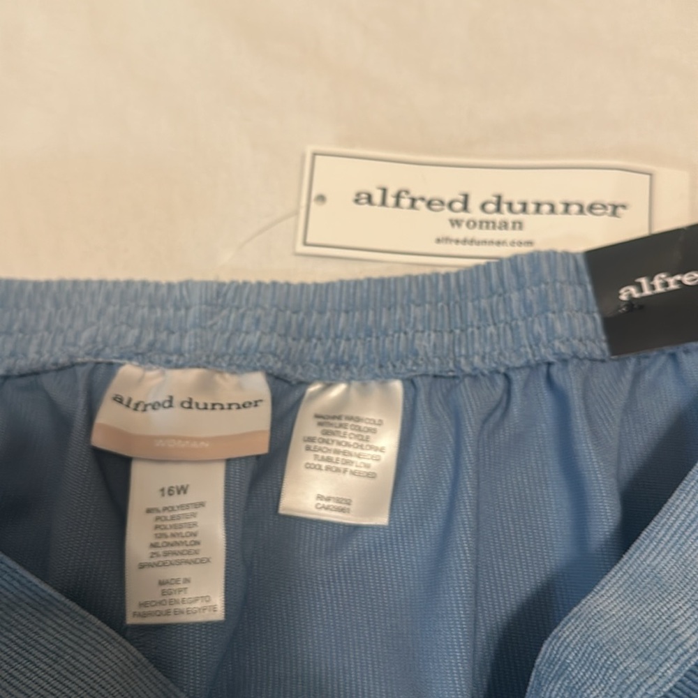 Alfred Dunner Classic Fit Blue Trousers Sz 16W - Picture 7 of 7